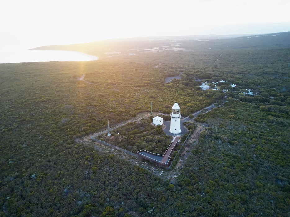 Cape Naturaliste Lighthouse Fully Guided Tower Tour - We Wander