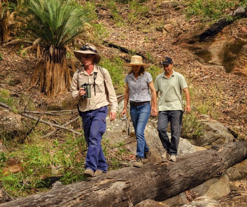 Carnarvon Walking Adventure - We Wander