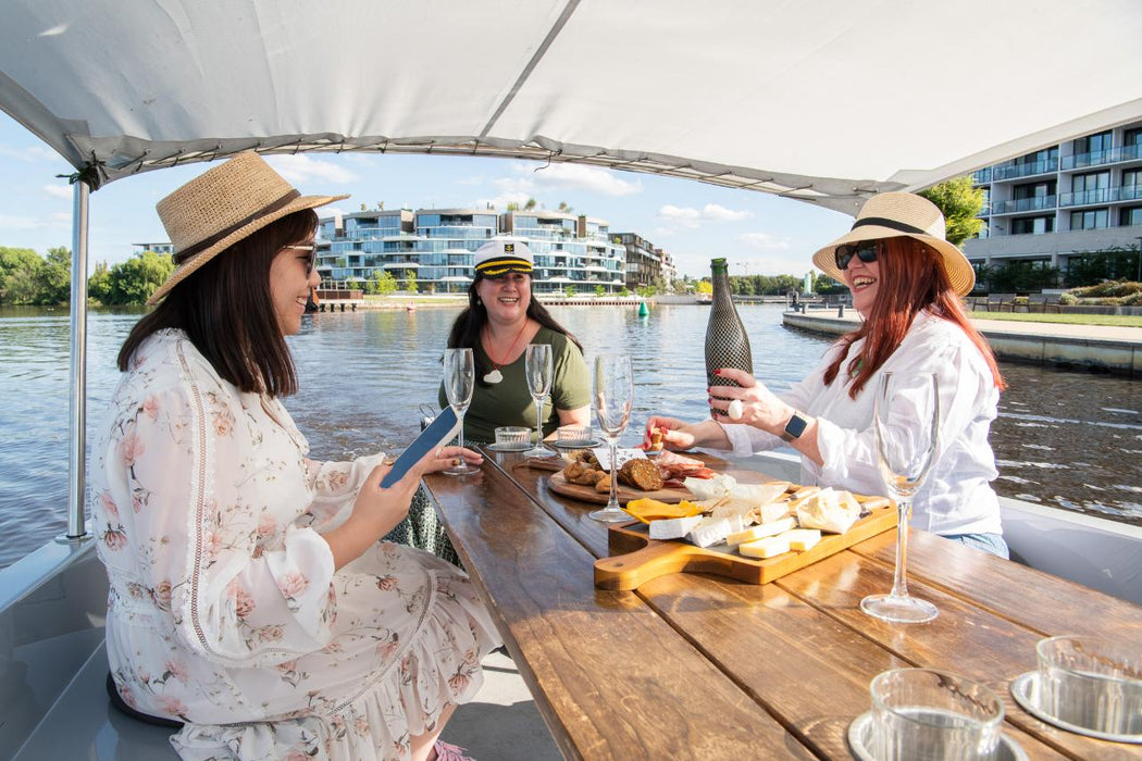 Goboat Canberra - 2 Hour Electric Picnic Boat Hire (Up To 8 People) - We Wander