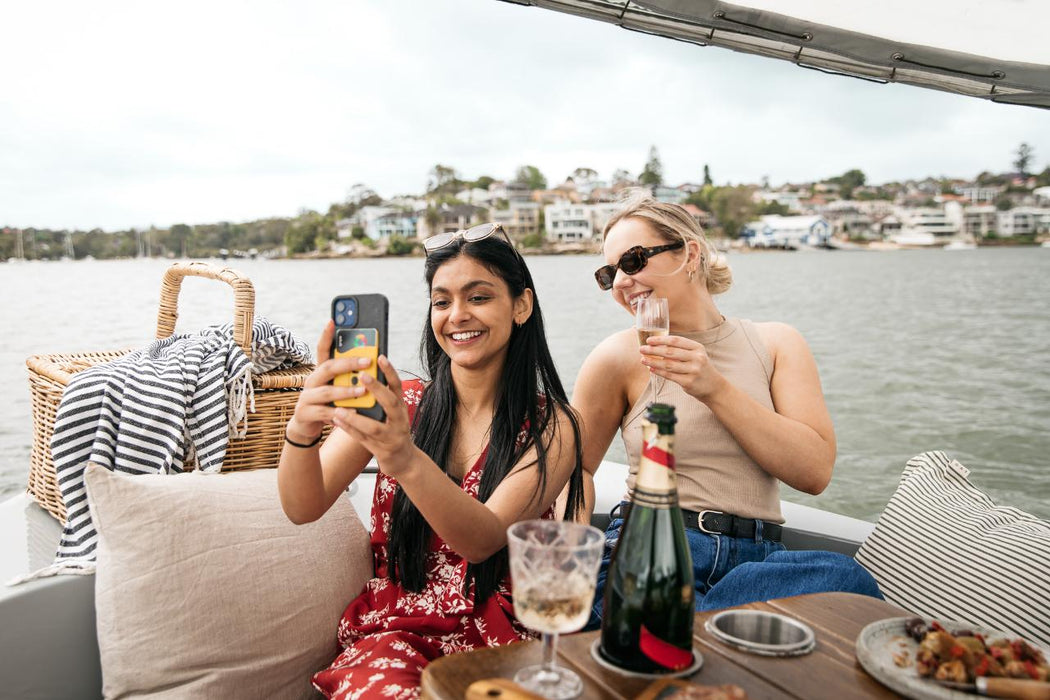 Goboat Sydney - 2 Hour Electric Picnic Boat Hire (Up To 8 People) - We Wander