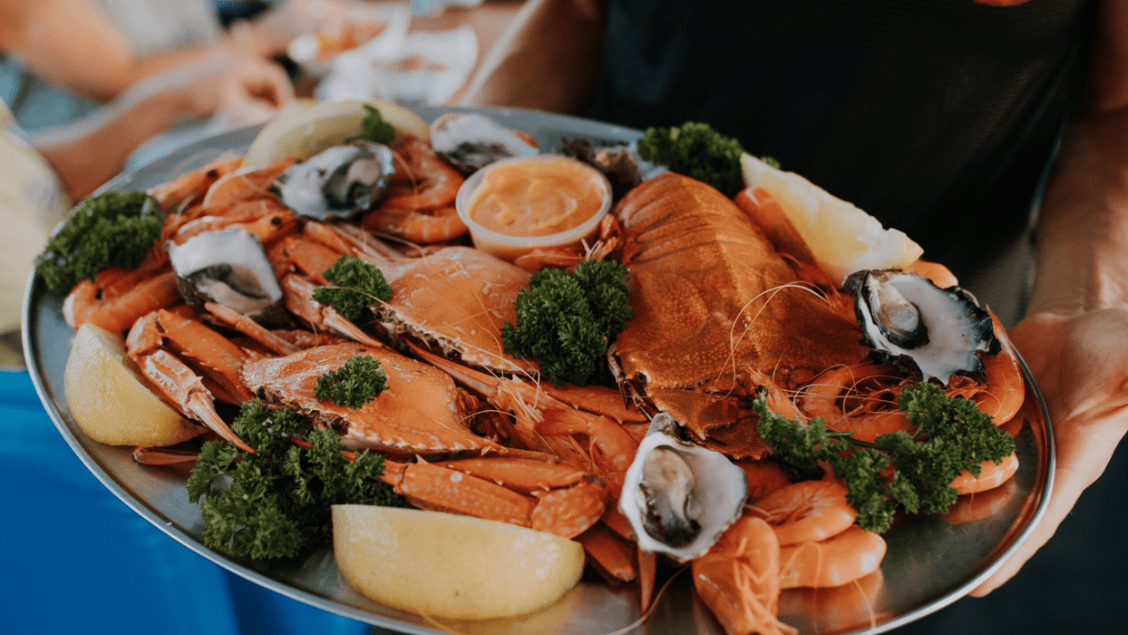 Seafood Lunch Cruise - We Wander