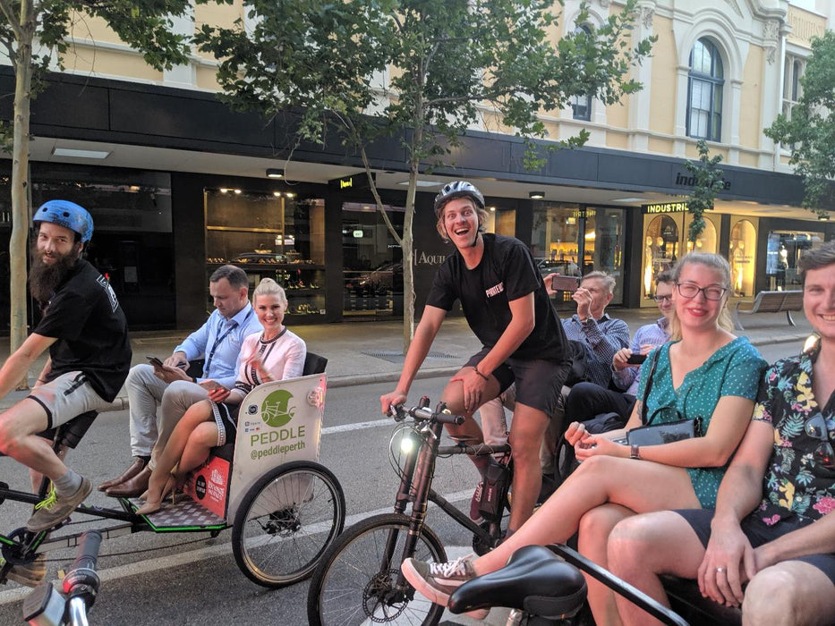 Small Bar Rickshaw Tour - We Wander