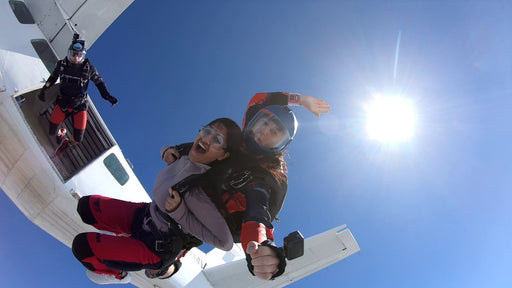 Tandem Skydive Up To 12,000Ft Weekend - We Wander