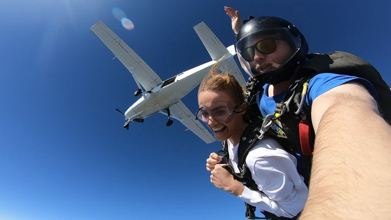 Tandem Skydive Up To 15,000Ft Midweek - We Wander