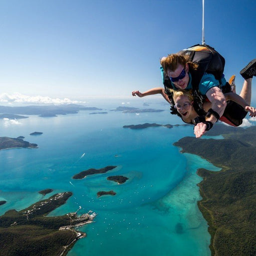 Weekend Airlie Beach Skydive Up To 8.000Ft - We Wander